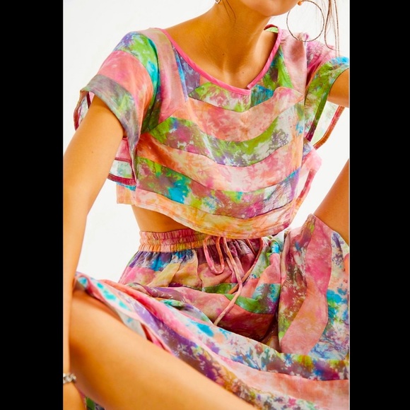 Free People In Bloom Set - Picture 4 of 7